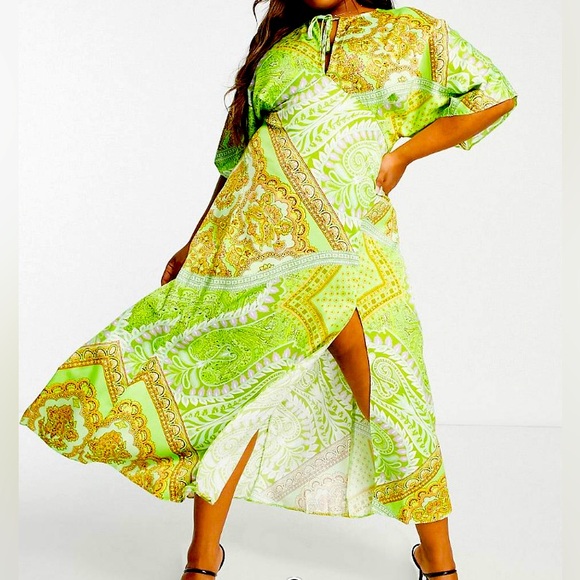 curve midi satan keyhole dress in green scarf print. - Picture 1 of 2
